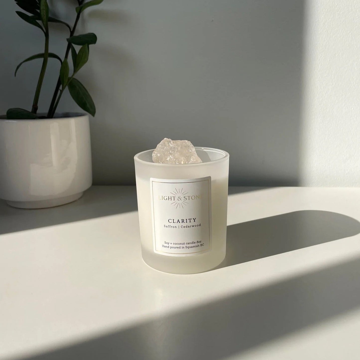 FOCUS Vanilla Spice and Sandalwood Candle + Tiger Eye